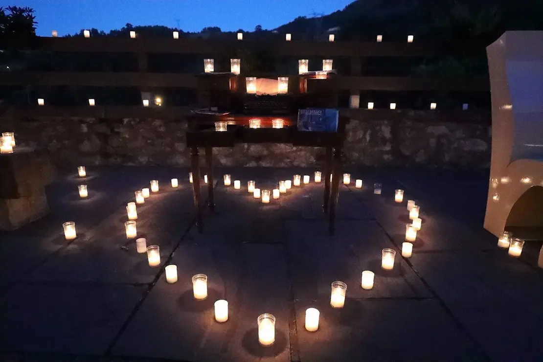 Riocorvo y su espectacular Noche de las Velas en imágenes