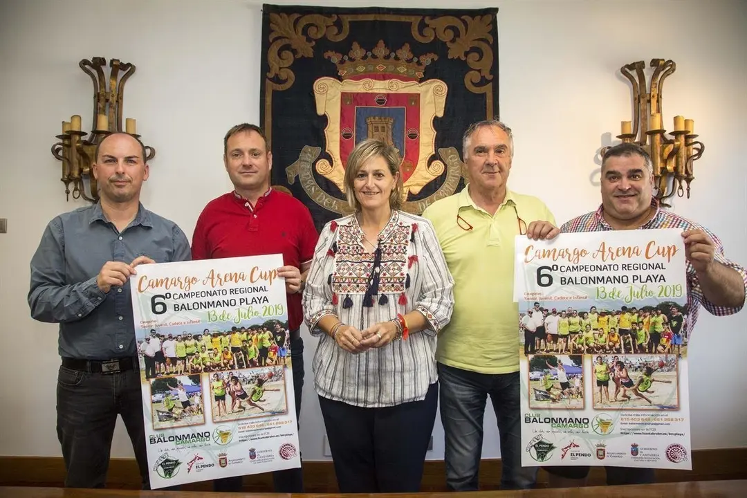 Alcaldesa de Camargo presenta Camargo Arena Cup