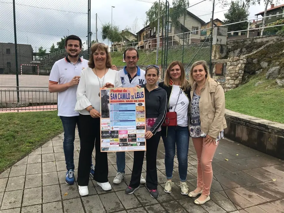 Presentaci&oacute;n fiestas del barrio San Camilo en Guarnizo
