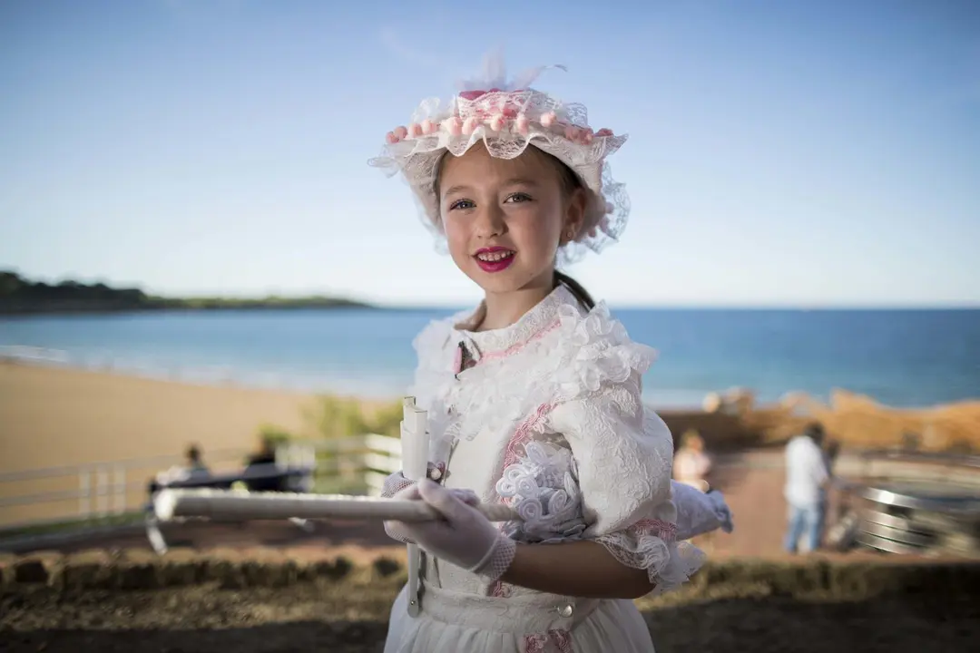 DAVID S. BUSTAMANTE 12/07/2019 SANTANDER/ CANTABRIA Ba&ntilde;os de ola en los Jardines de Piquio