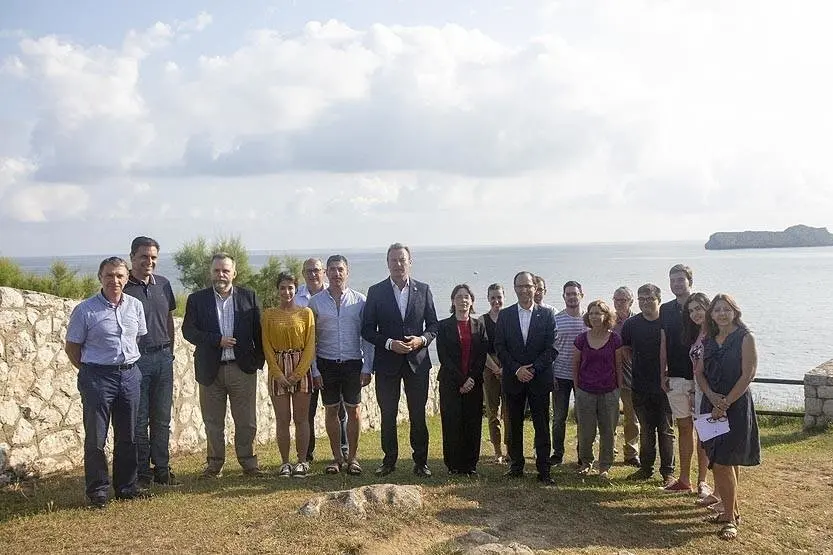 El consejero de Medio Ambiente, Guillermo Blanco, inaugura el curso de verano de la UC 'El papel de las energ&iacute;as renovables en la descarbonizaci&oacute;n energ&eacute;tica'