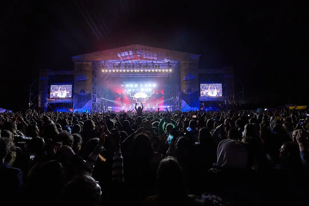 AITANA - MV 2019 - EL REY LAGART&Oacute;N (11)