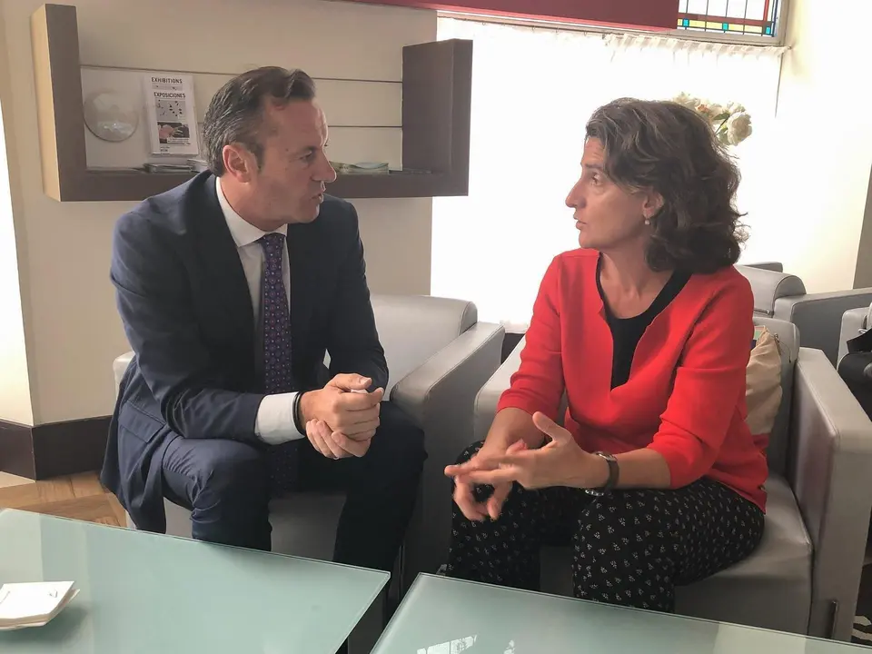 El Consejero De Desarrollo Rural, Ganader&iacute;a, Alimentaci&oacute;n Y Medio Ambiente, Guillermo Blanco, Y La Ministra De Transici&oacute;n Ecol&oacute;gica En Funciones, Teresa Ribera