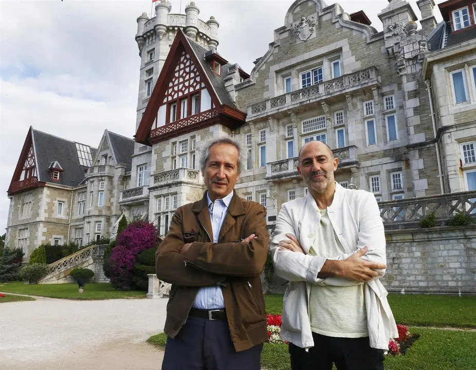 El director del Museo Nacional de Arte Moderno Centro Georges Pompidou, Bernard Blist&egrave;ne; y el director de la Fundaci&oacute;n Antoni T&agrave;pies, Carles Guerra