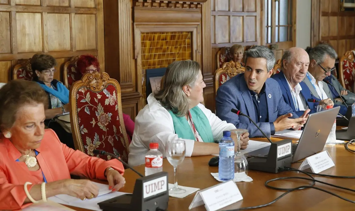 Zuloaga inaugura un curso sobre patrimonio en la UIMP