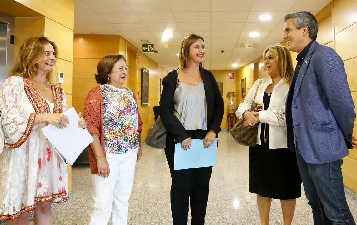 Gobierno De Cantabria   El Vicepresidente Y Consejero De Universidades, Igualdad, Cultura Y Deporte, Pablo Zuloaga, Se Re&uacute;ne Con La Asociaci&oacute;n De Mujeres Empresarias De Cantabria.   31 Jul 19