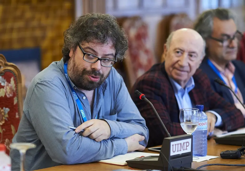 El periodista y escritor Sergio del Molino en el curso 'El patrimonio cultural: problemas, soluciones, expectativas' de la UIMP, en el que ha tratado sobre 'El sue&ntilde;o del turismo en la Espa&ntilde;a vac&iacute;a'