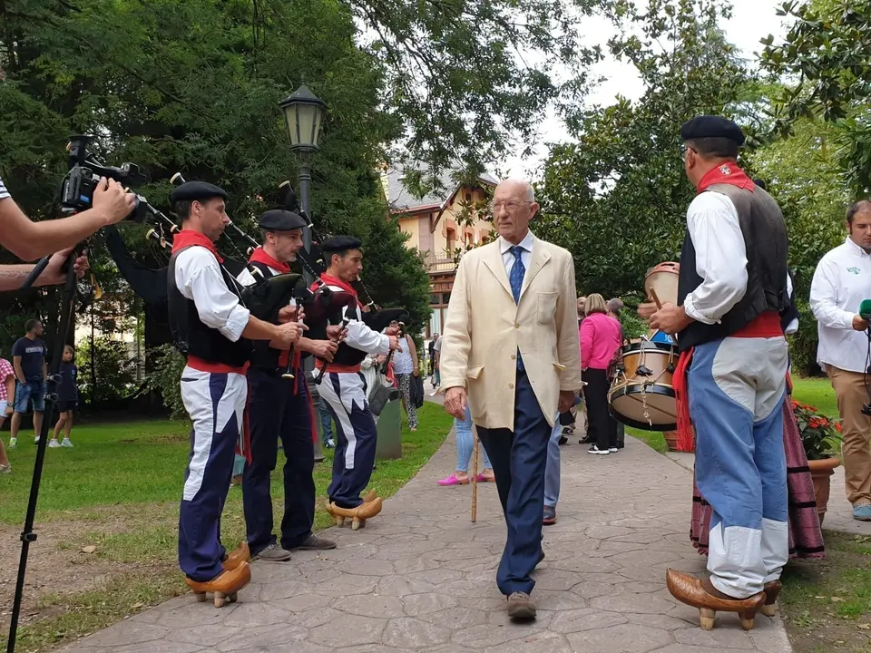 PHOTO-2019-08-02-21-36-30 3