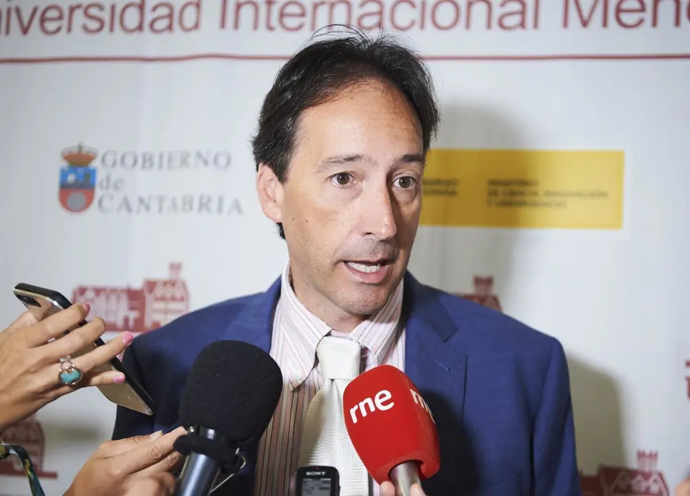 El consejero de Obras P&uacute;blicas, Ordenaci&oacute;n del Territorio y Urbanismo del Gobierno de Cantabria, Jos&eacute; Luis Gochicoa