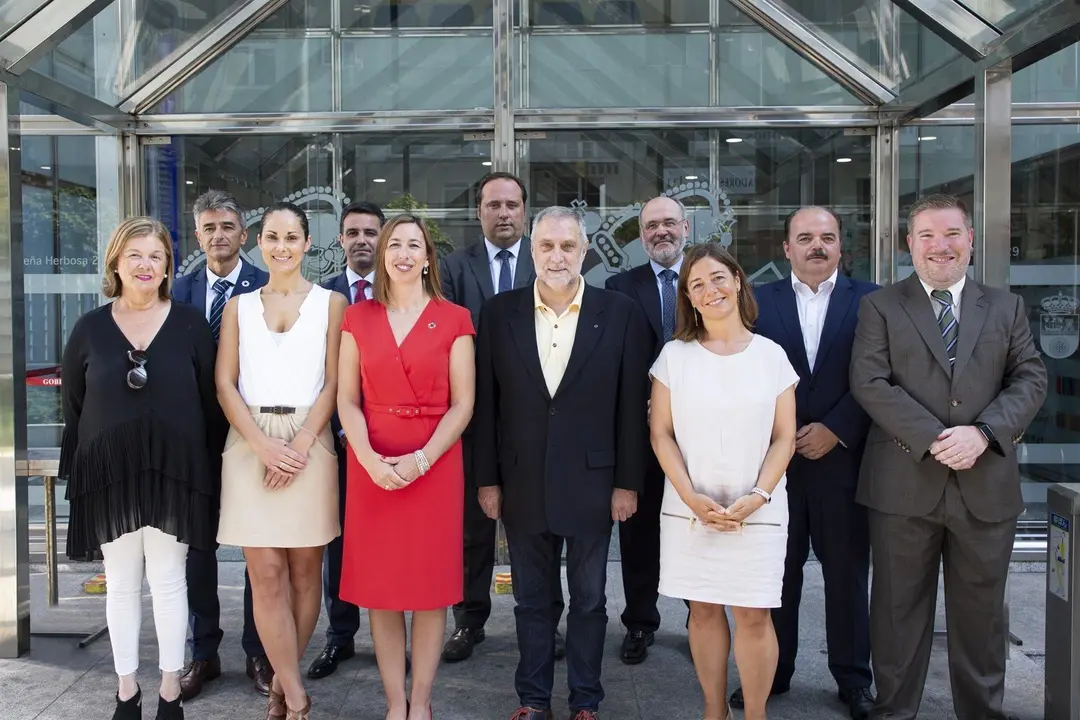 La consejera de Econom&iacute;a y Hacienda, Mar&iacute;a S&aacute;nchez, preside la toma de posesi&oacute;n de altos cargos de su departamento