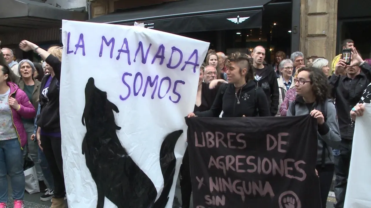 Concentraci&oacute;n llevada a cabo frente a los juzgados en Bilbao para protestar por la sentencia de &ldquo;La Manada&rdquo;