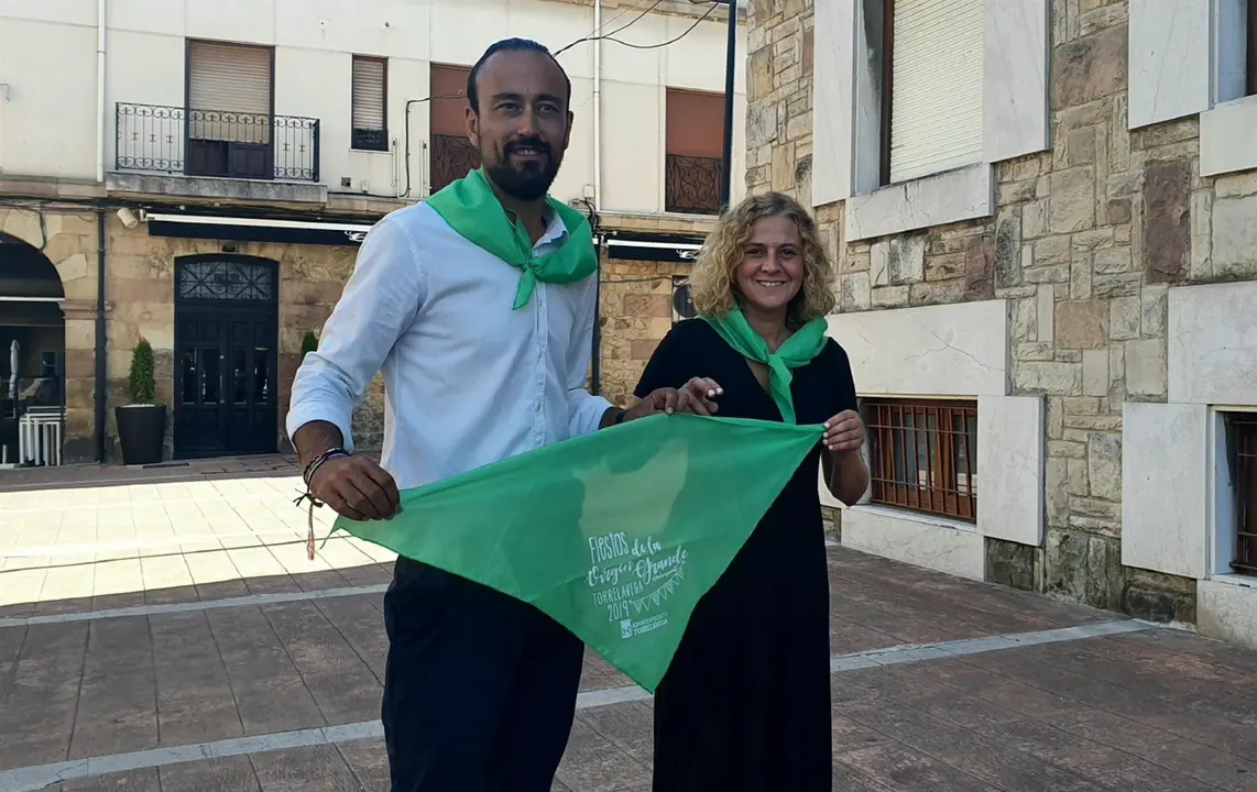 Nota Rp Fiestas Virgen Grande 2019 (Reparto 10.000 Pa&ntilde;uelos)