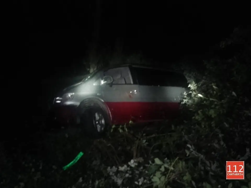 furgoneta caída al río cruce vendejo caloca