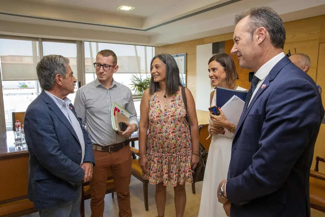 Revilla, Fern&aacute;ndez y Blanco se re&uacute;ne con Asociaci&oacute;n Espa&ntilde;ola contra Despoblamiento