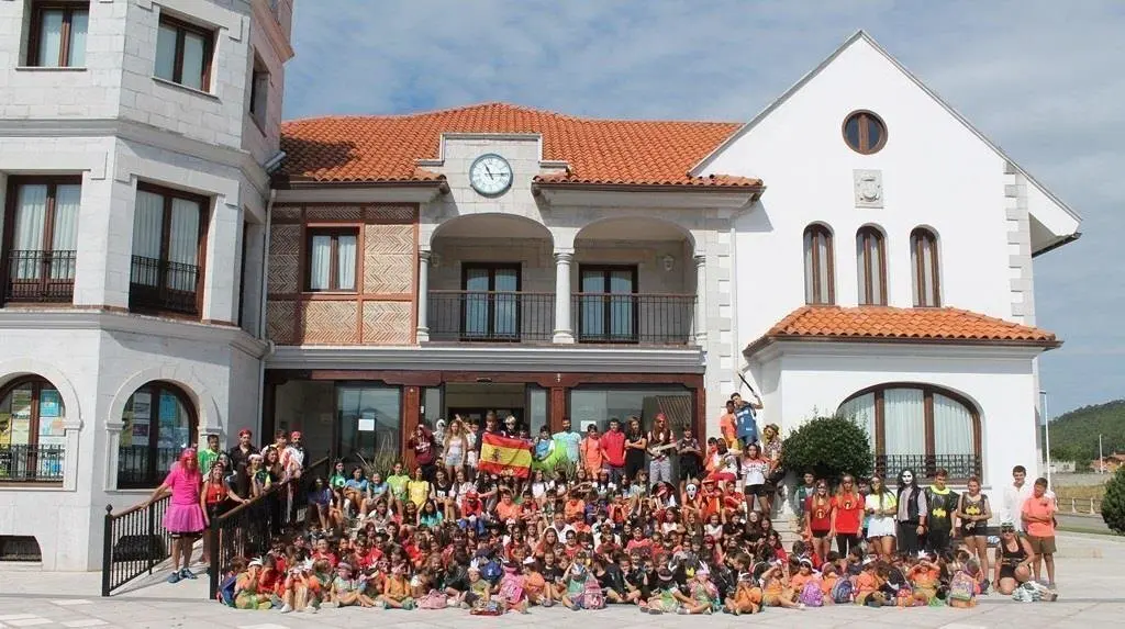 Participantes en el Carnaval de Verano de Argo&ntilde;os