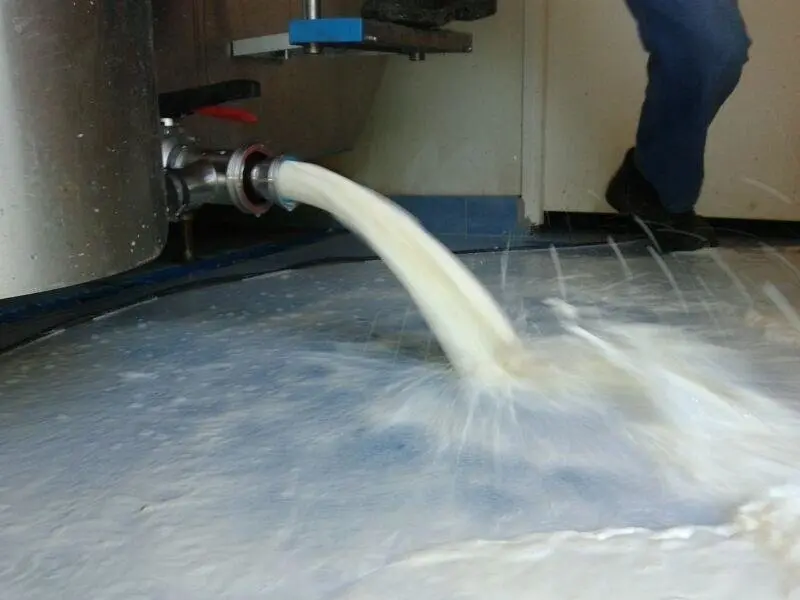 Los ganaderos afectados por el c&aacute;rtel de la leche tienen derecho a reclamar una indemnizaci&oacute;n, seg&uacute;n abogados