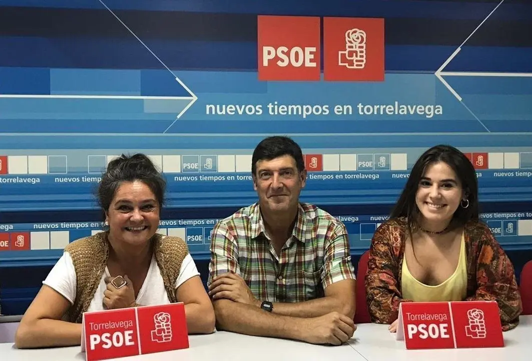 Presentaci&oacute;n de la s&eacute;ptima campa&ntilde;a de reparto de material escolar