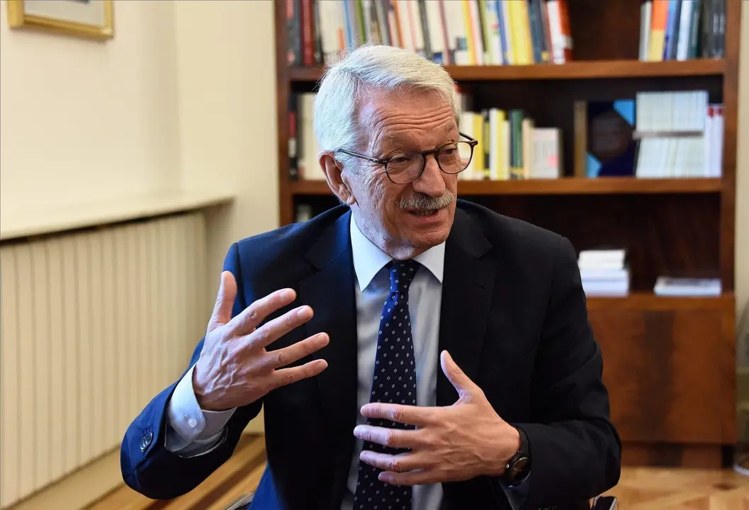 Alejandro Tiana, secretario de Estado de Educaci&oacute;n, en su despacho del Ministerio