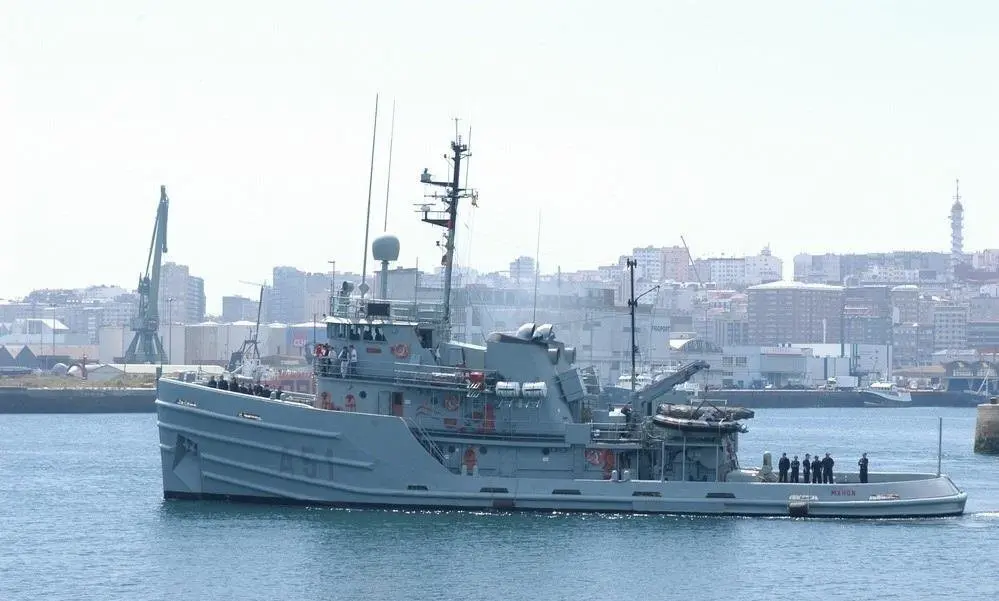 Remolcador de altura Mah&oacute;n