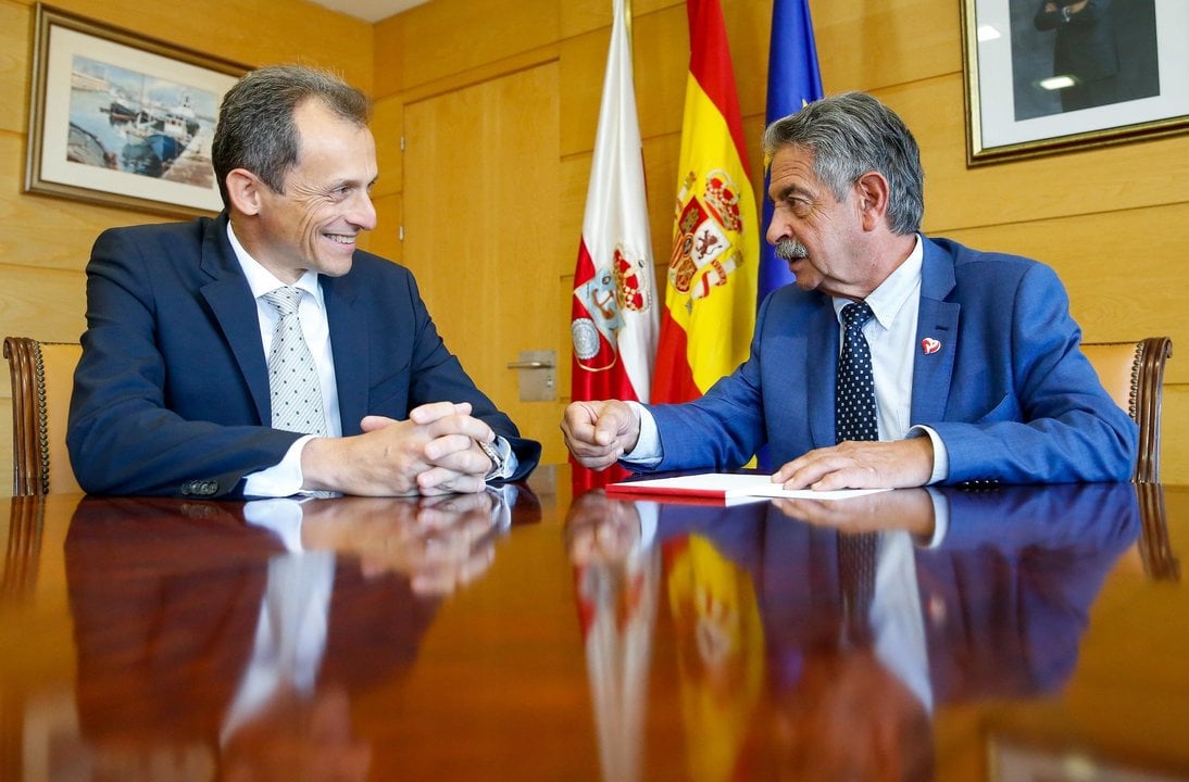 El presidente, Miguel Ángel Revilla, se reúne con el ministro de Ciencia, Innovación y Universidades en funciones, Pedro Duque.
12 sep 19