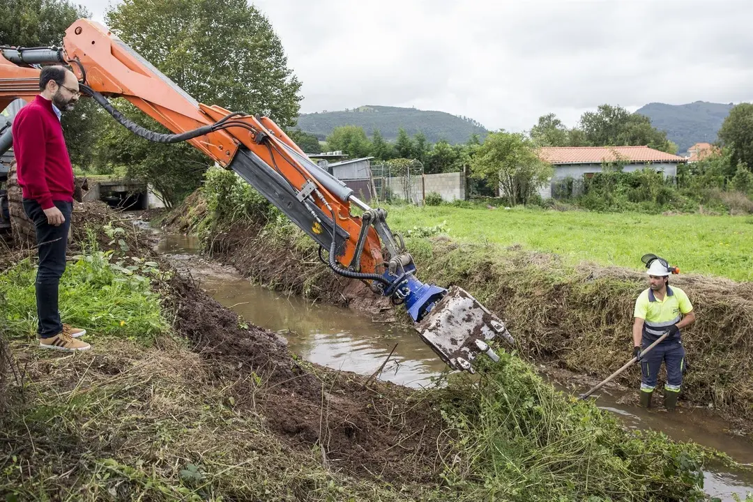 Nota Limpieza R&iacute;os Y Arroyos Para Evitar Desbordamientos E Inundaciones