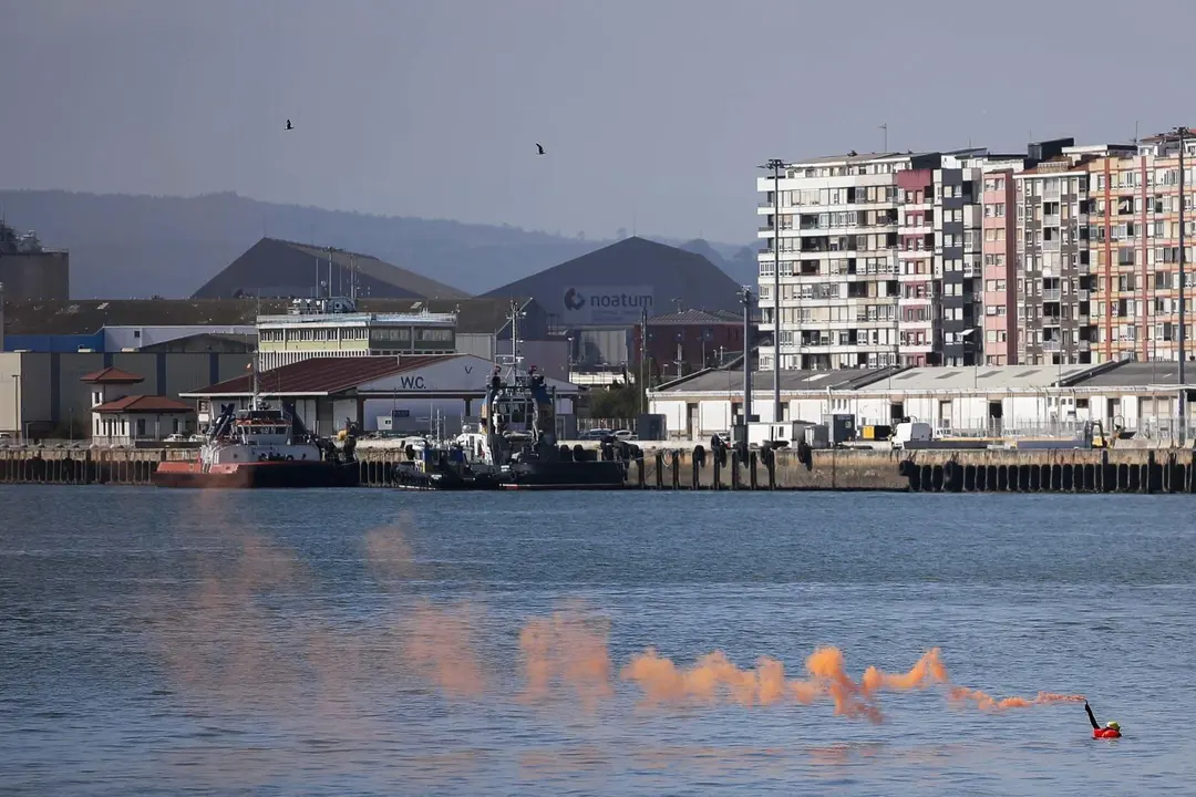 DAVID S. BUSTAMANTE 13/09/2019 SANTANDER/ CANTABRIA Simulacro de rescate con el helicoptero del 112 del Gobierno de Cantabria
