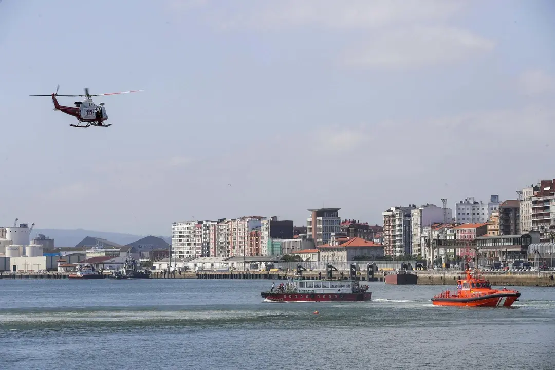 DAVID S. BUSTAMANTE 13/09/2019 SANTANDER/ CANTABRIA Simulacro de rescate con el helicoptero del 112 del Gobierno de Cantabria