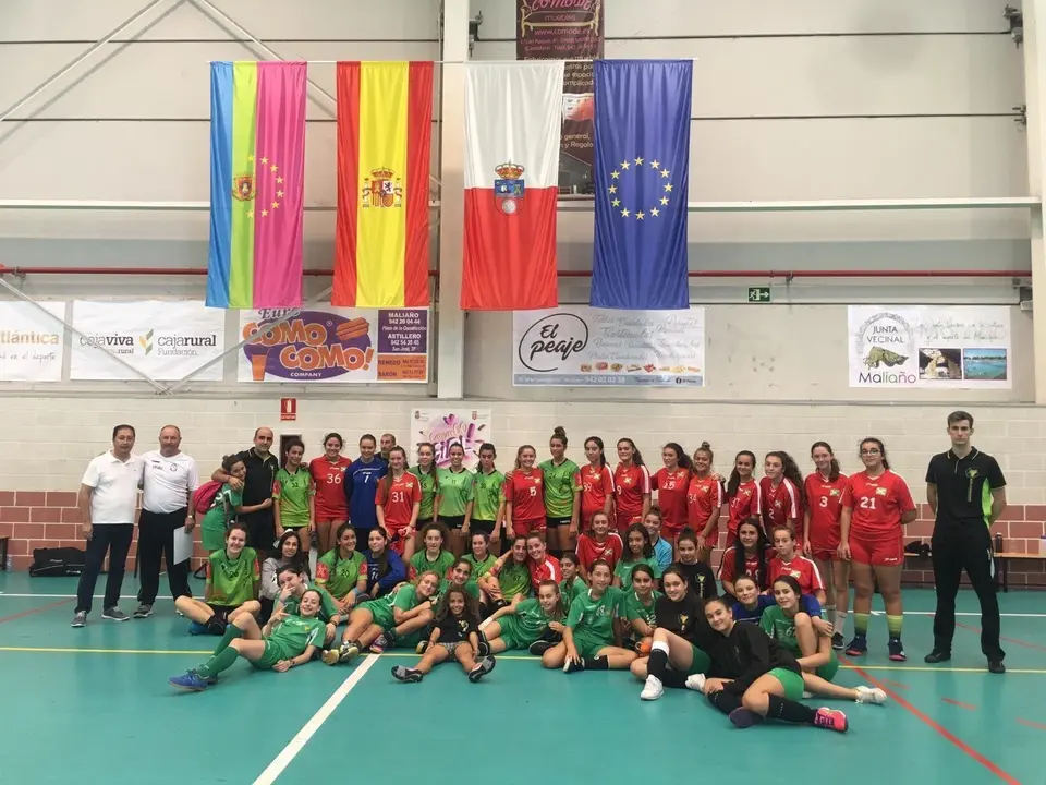 Marat&oacute;n solidario de balonmano