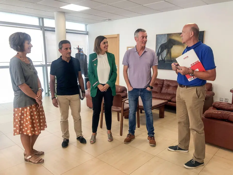 Reuni&oacute;n consejera de Presidencia, Paula Fern&aacute;ndez, y CCOO