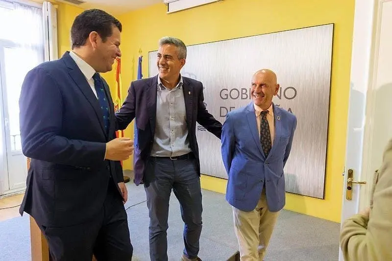 Jacobo Pombo, Pablo Zuloaga y Eduardo Echevarr&iacute;a