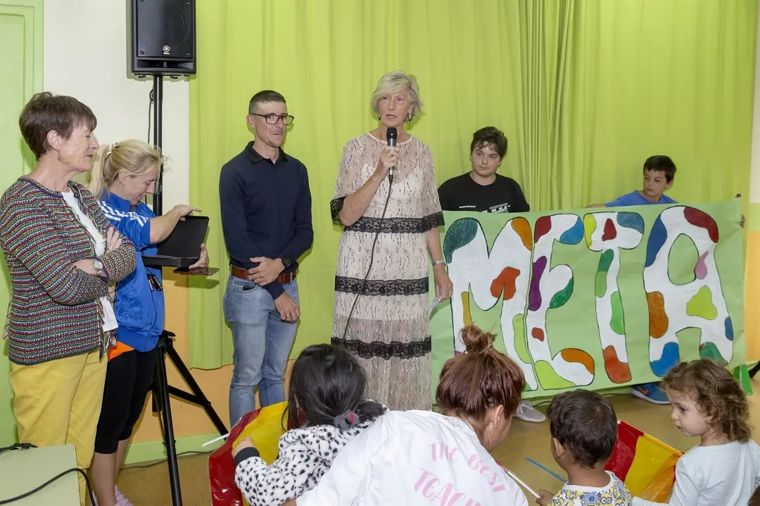 Homenaje al ciclista &Aacute;ngel madrazo en el CEIP Jes&uacute;s Cancio