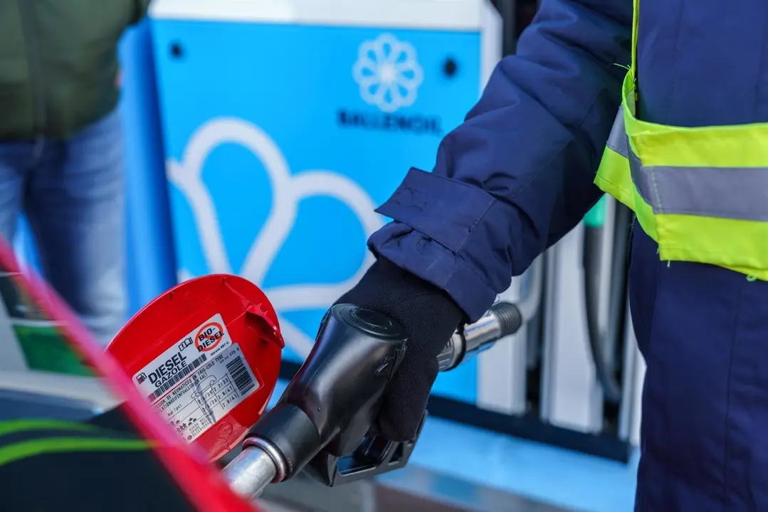 Estaci&oacute;n de repostaje Ballenoi