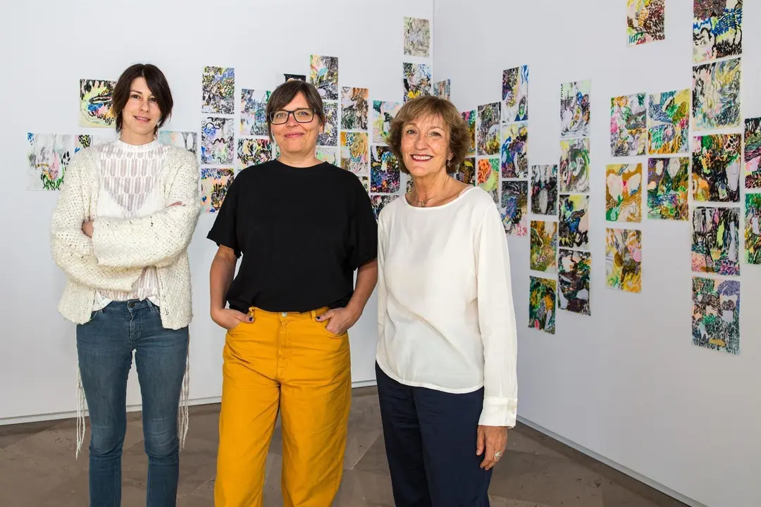La directora general de Acci&oacute;n Cultural, Eva Ranea, presenta en rueda de prensa, la exposici&oacute;n de Vicky Kylander &lsquo;Todo paisaje es un mapa&rsquo;