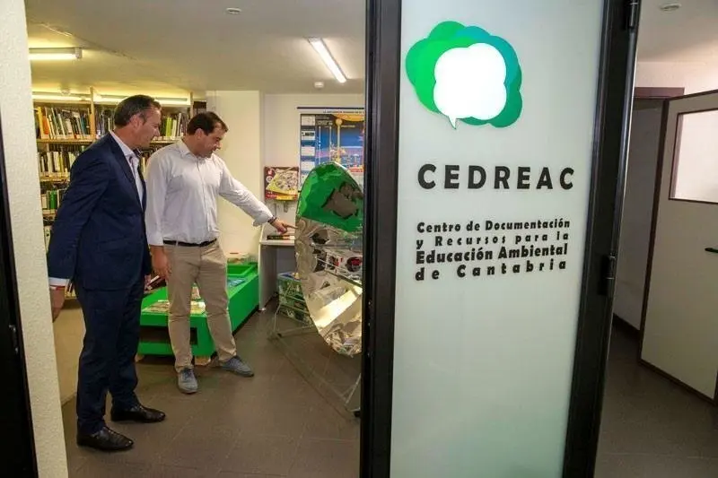 El consejero Guillermo Blanco, en su visita reciente a las instalaciones del CIMA, en Torrelavega