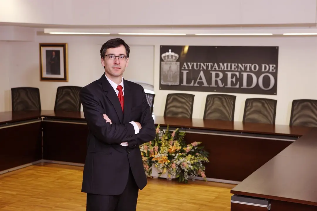 Juan Ram&oacute;n L&oacute;pez Visitaci&oacute;n, exalcalde de Laredo (archivo)