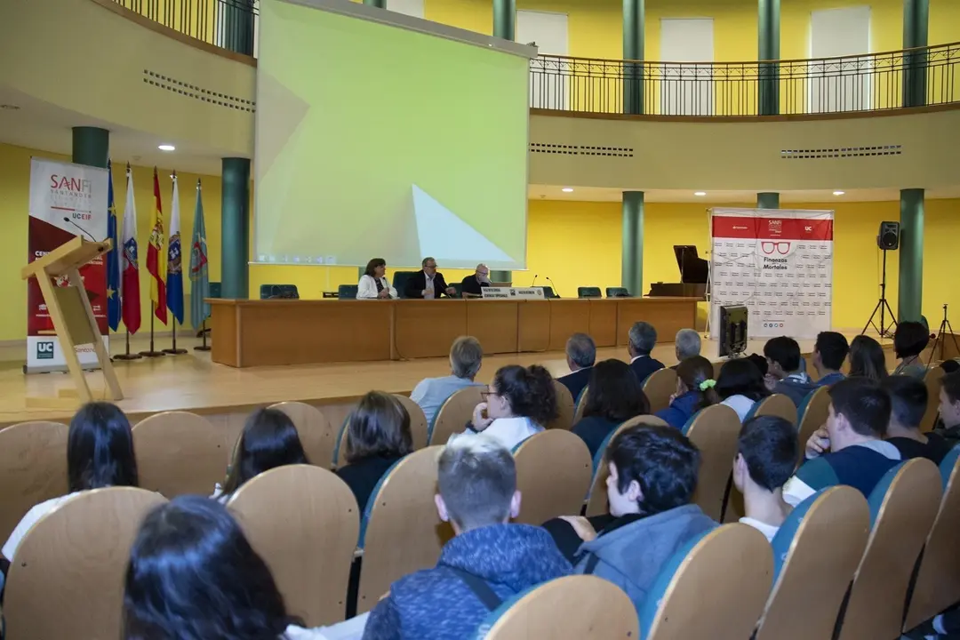 Jornada de 'Finanzas para Mortales' con estudiantes