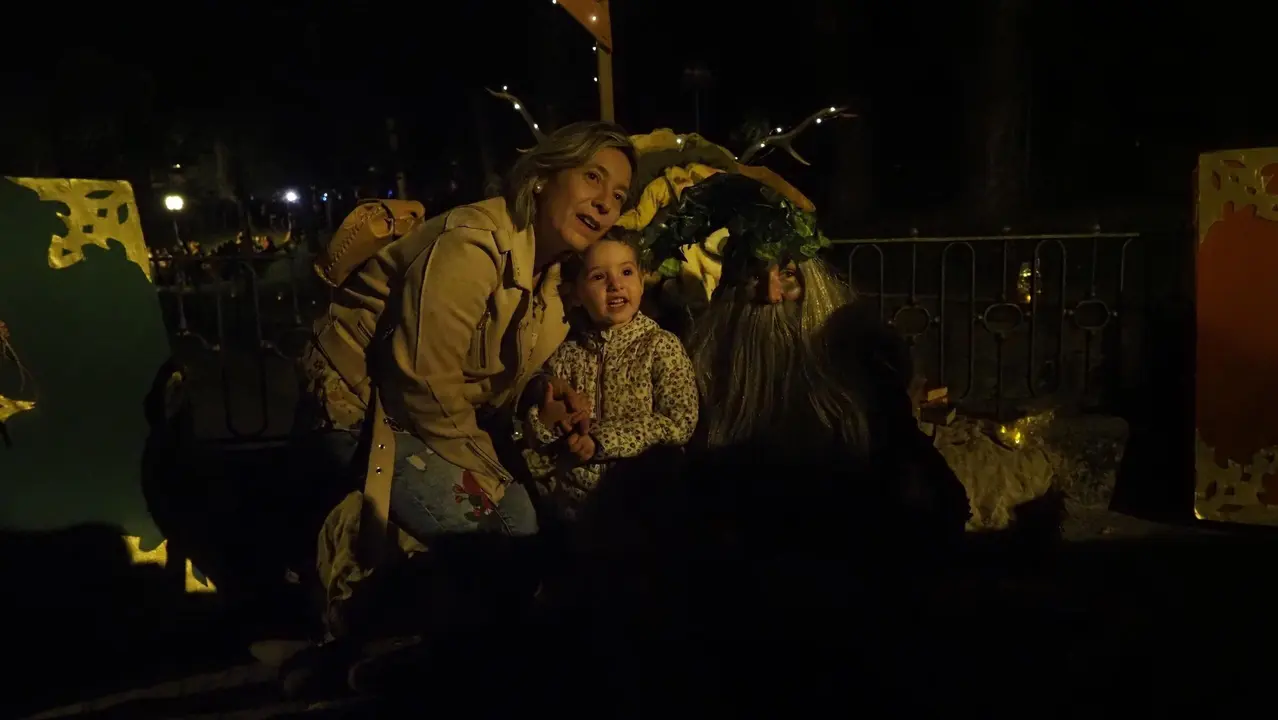 OLYMPUS DIGITAL CAMERA         