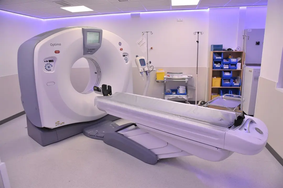 TAC, resonancia, prueba