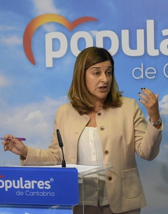 María José Sáenz de Buruaga en rueda de prensa
