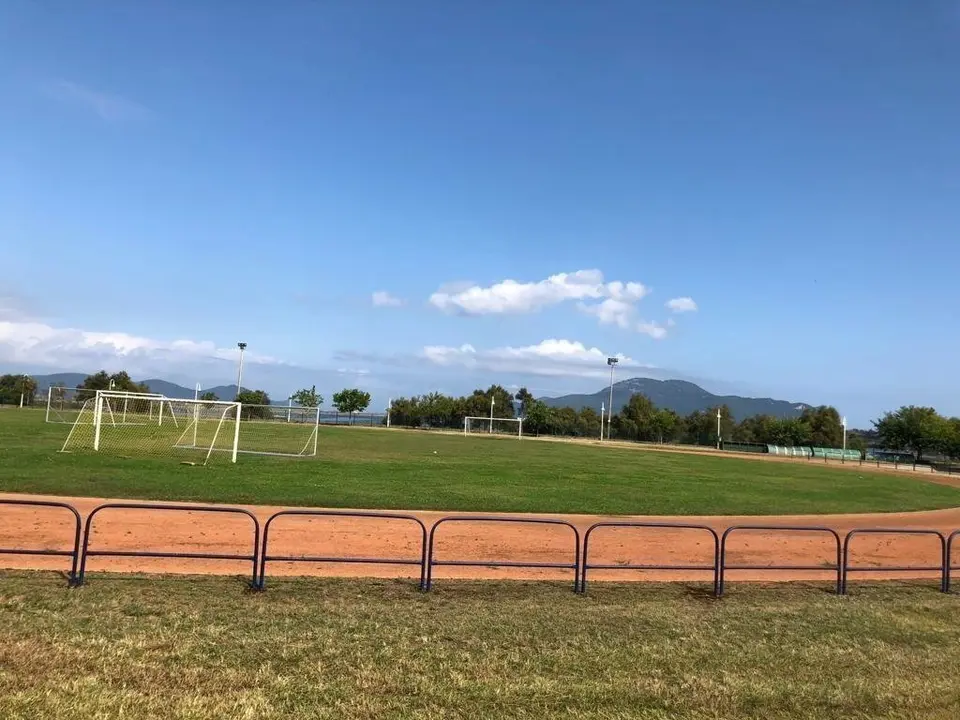 Pista de atletismo de Colindres