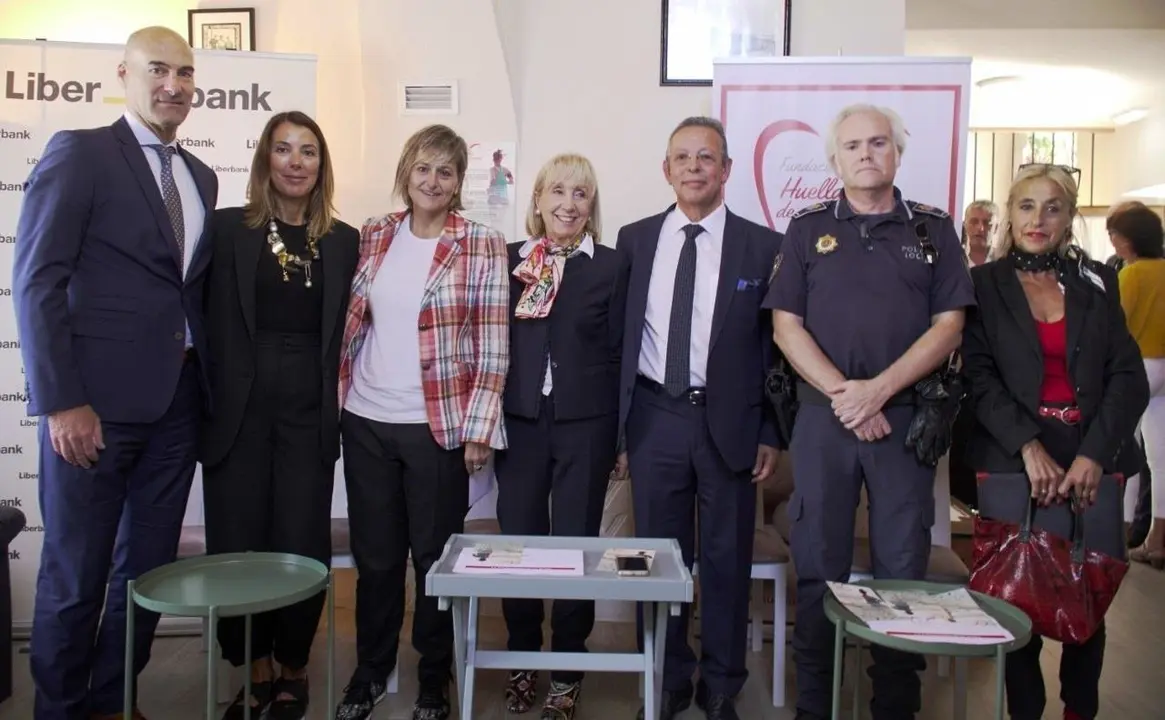Asistentes a la presentaci&oacute;n de la III Carrera Solidaria