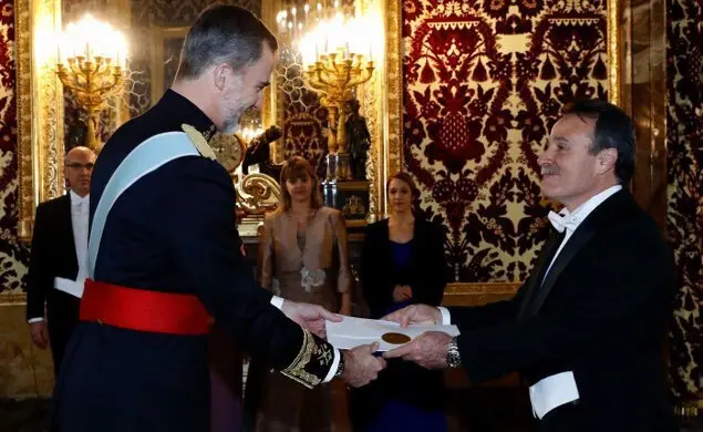 03FF805E-9B1C-441A-BD92-FC2726A6B3A8