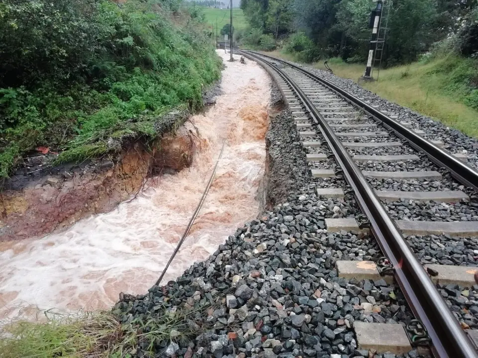 2289C12A-5158-4A98-A9AC-CB430E64C48C