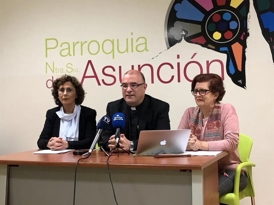 Rueda de prensa de C&aacute;ritas