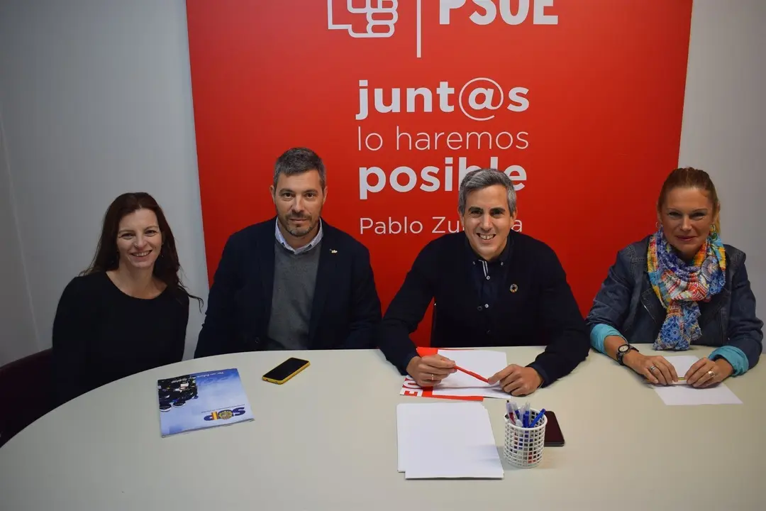 Zuloaga y Calva se re&uacute;nen con representantes de la Polic&iacute;a Nacional