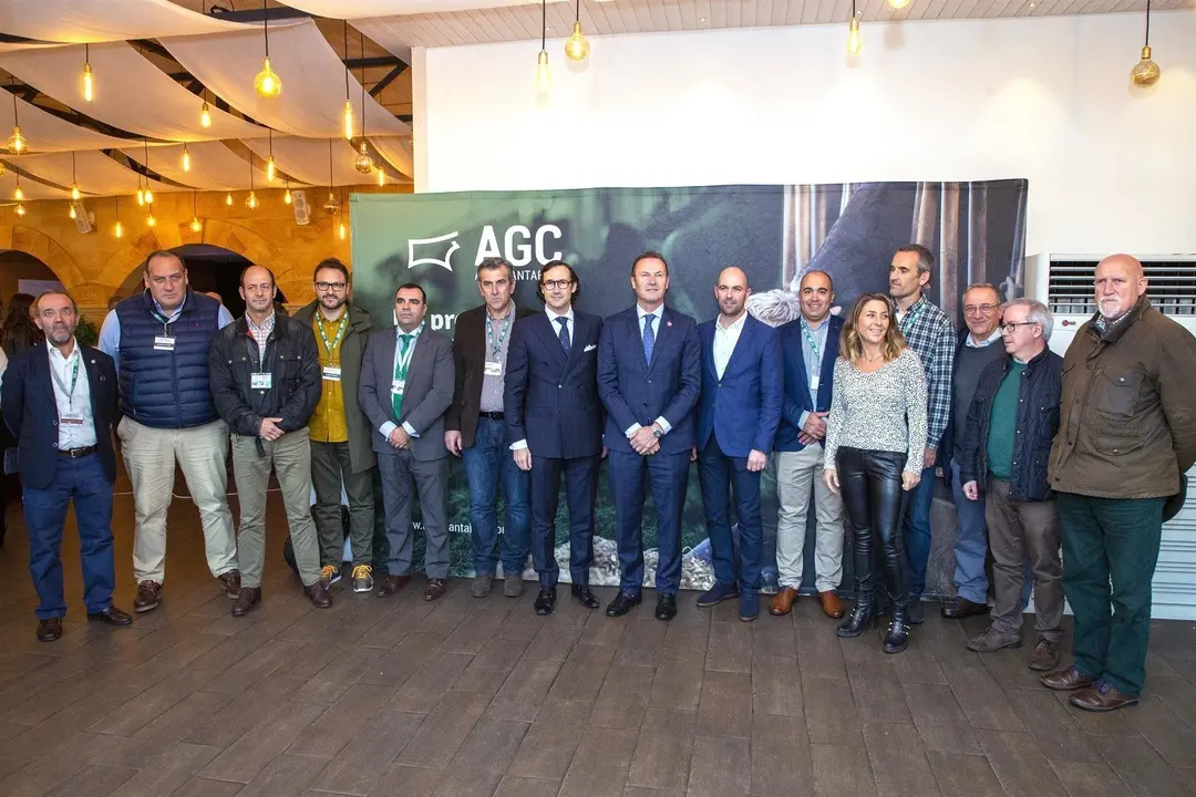 El consejero de Desarrollo Rural, Ganader&iacute;a, Pesca, Alimentaci&oacute;n y Medio Ambiente, Guillermo Blanco, interviene en la inauguraci&oacute;n de la I Jornada T&eacute;cnica de Vacuno de Leche de AgroCantabria