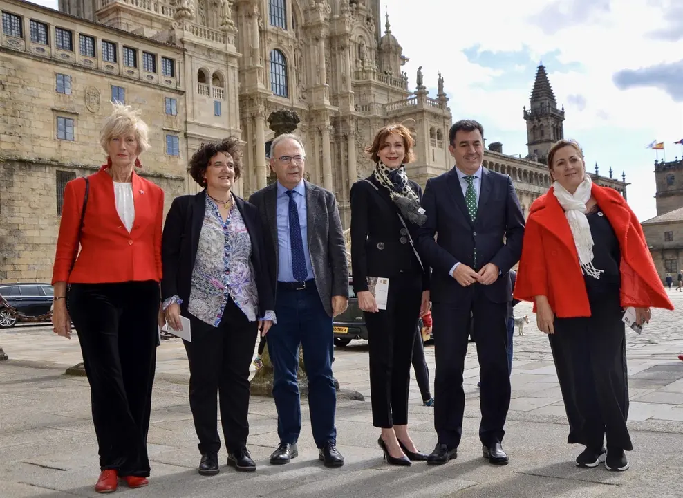La consejera de Turismo, Marina Lomb&oacute;, durante el encuentro institucional de las cuatro Comunidades, Turespa&ntilde;a y Renfe,
