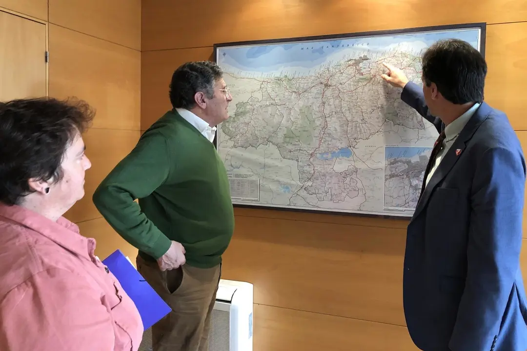 Gochicoa con alcalde de  Ribamont&aacute;n al Mar