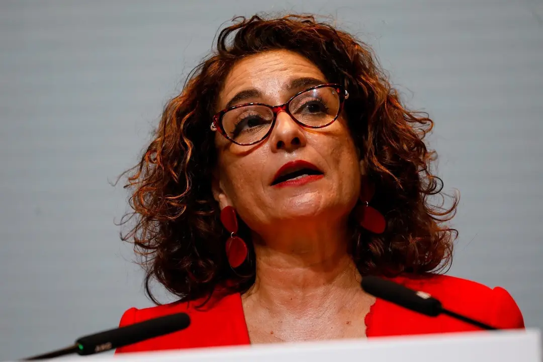 La ministra de Hacienda en funciones, Mar&iacute;a Jes&uacute;s Montero durante su intervenci&oacute;n en la clausura del XXII Congreso Nacional de la Empresa Familiar, en el Auditorio y Centro de Congresos V&iacute;ctor Villegas, en Murcia   (Espa&ntilde;a), a 29 de octubre de 2019.