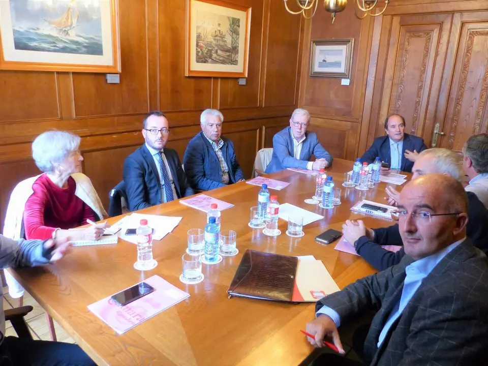 Miguel &Aacute;ngel Cuerno dirigir&aacute; la nueva Comisi&oacute;n, que ha tratado la necesidad de impulsar acciones de calle que atraigan al p&uacute;blico hacia los centros de las ciudades